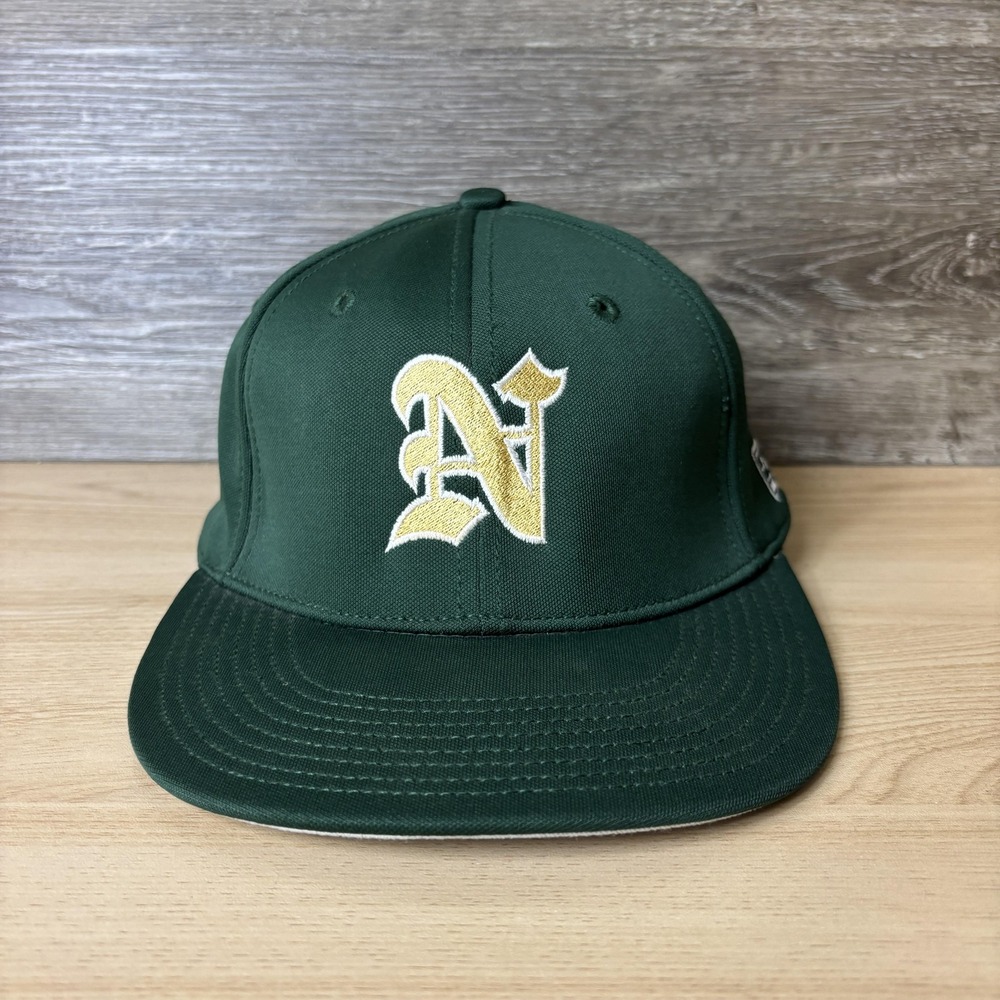 Notre Dame Fighting Irish Hat Cap‎ Fitted Medium Green Baseball The Game